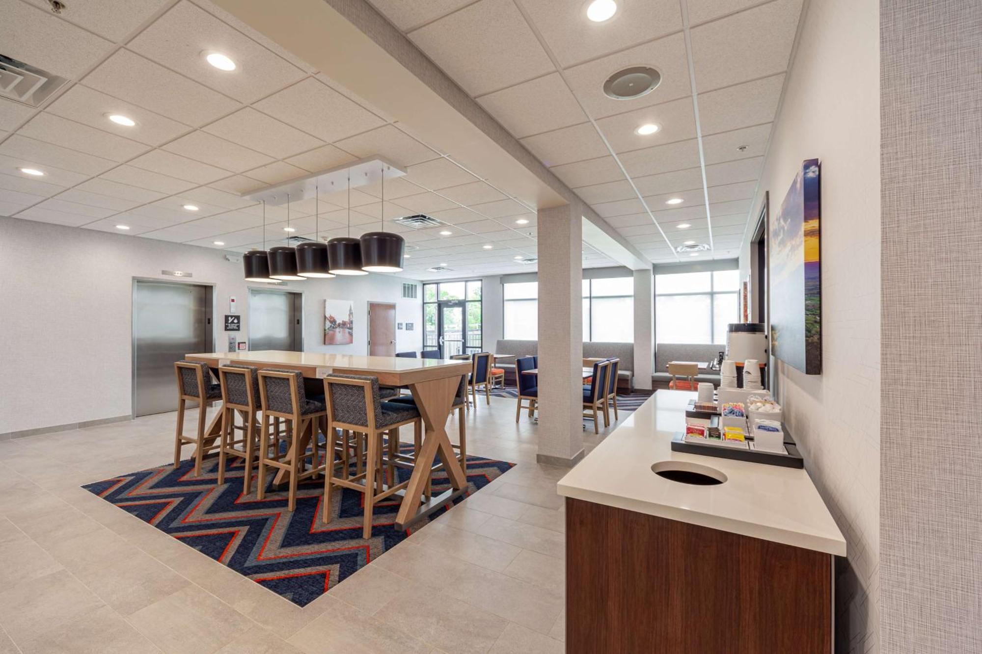Hampton Inn Winchester Exterior foto